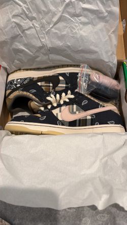 Sz 9 Nike SB Dunk TS
