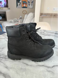 Timberland black women’s combat boots size 7.5