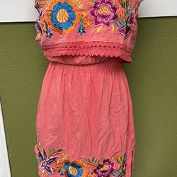 Embroidered Mexilcan Dress 