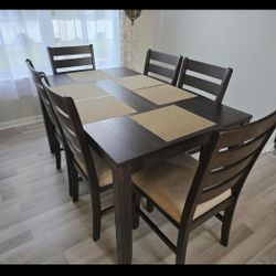Brown Table and 6 Chairs