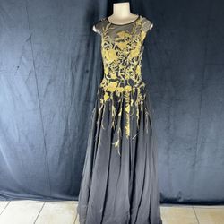 Mandalay Dress Size 6