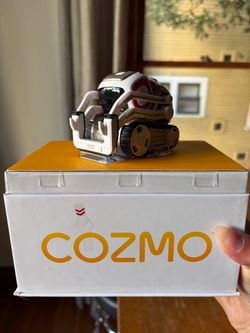 Cozmo mini robot toy