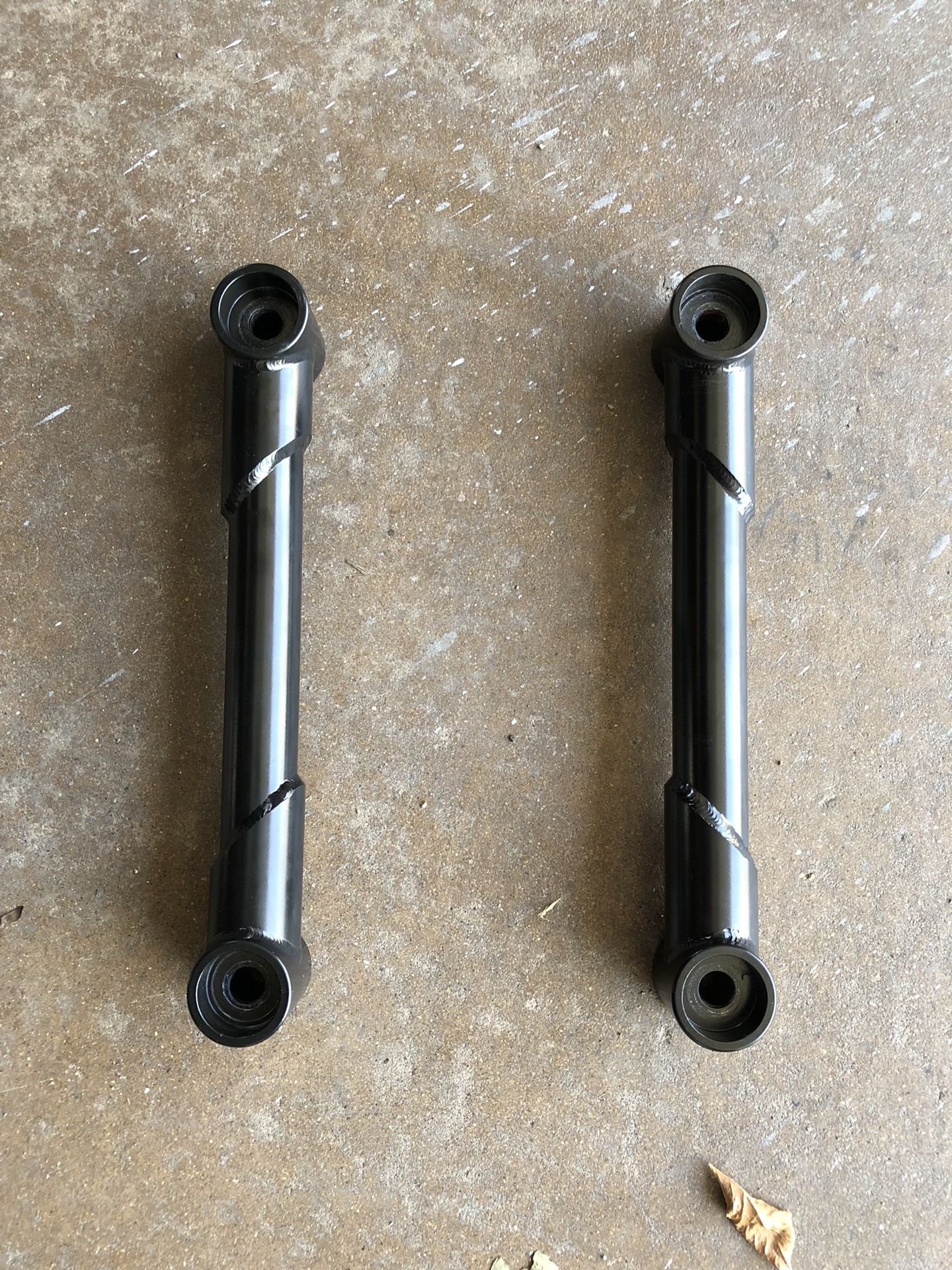 Biltwell rigid struts