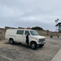 1990 Ford Econoline Van