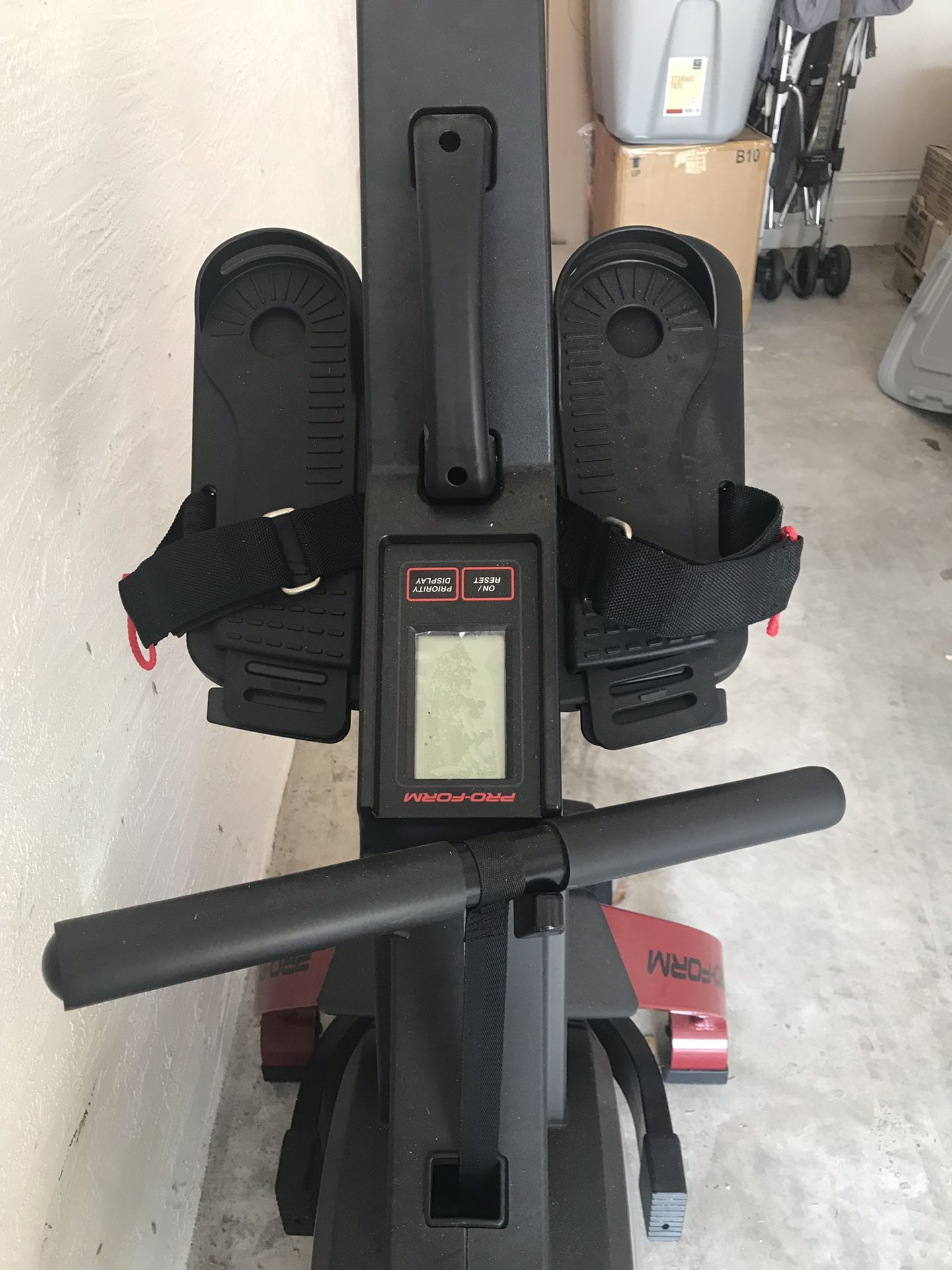 Proform rower 550r. Rowing machine for Sale in Fort Lauderdale, FL OfferUp