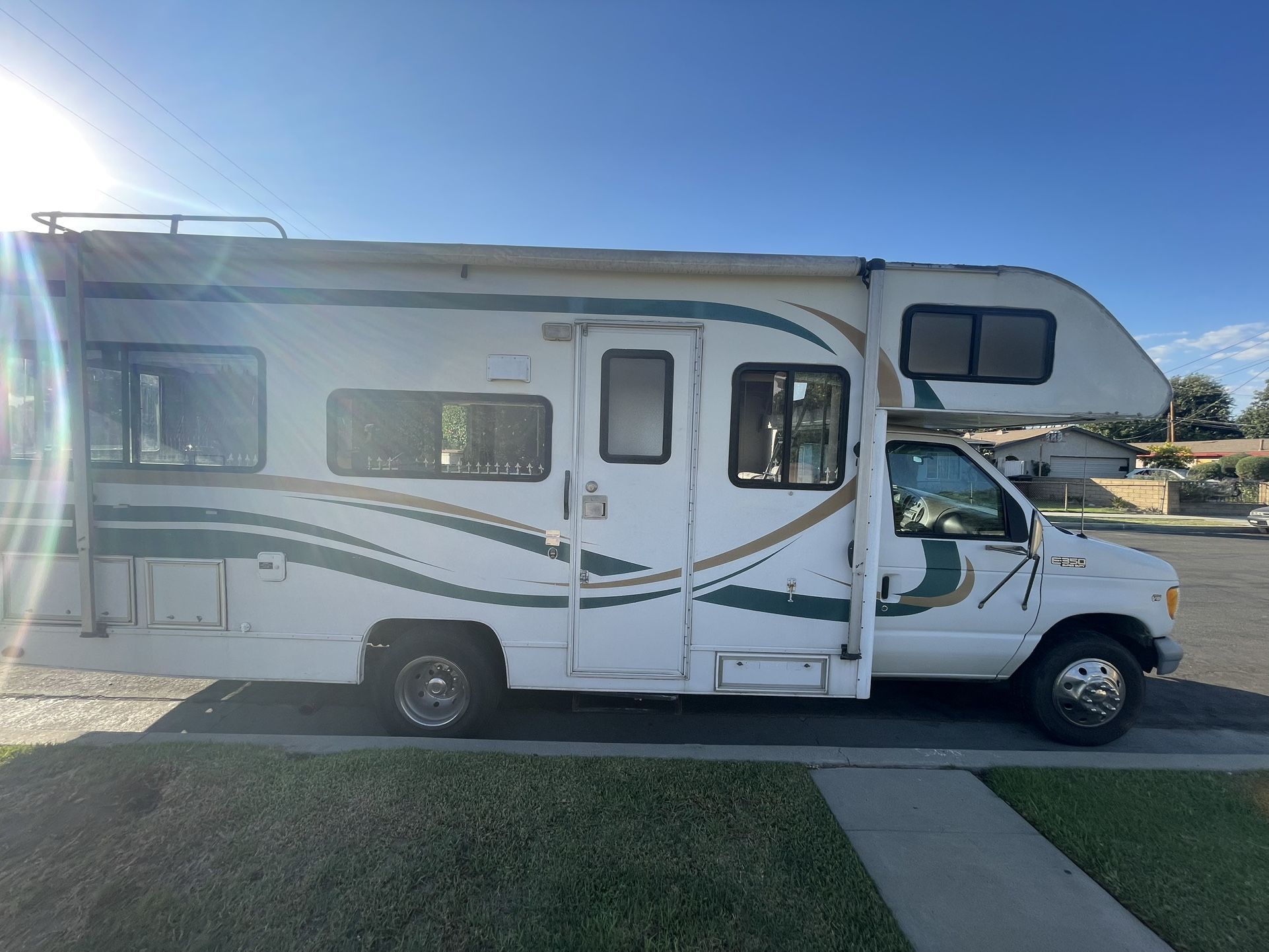Tioga 2000 124 K Miles 24ft