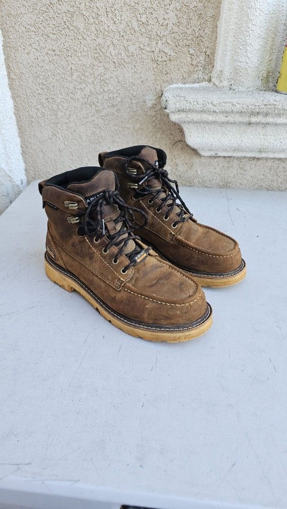 Size 9.5 EE Ariat Work Boots Composite Toe 
