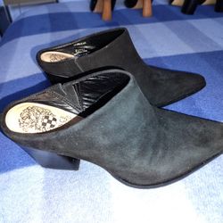 Vince Camuto Black Suede Pumps,Low Cut Fancy,Size 5.5