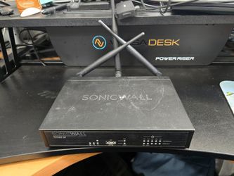 Sonic wall TZ300 w Firewall