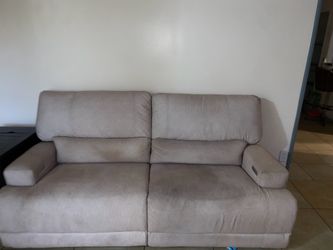 Elctric pull out couch OBO