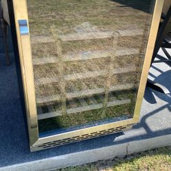 TCL WINE COOLER 