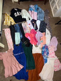 Girls Size 10/12 Clothing Lot - 29 Pieces - Gap, Eddie Bauer, Old Navy & More