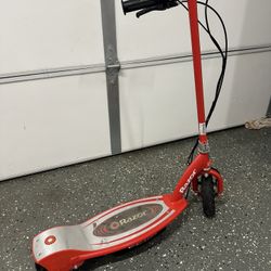 Razor Electric Scooter (with Charger)