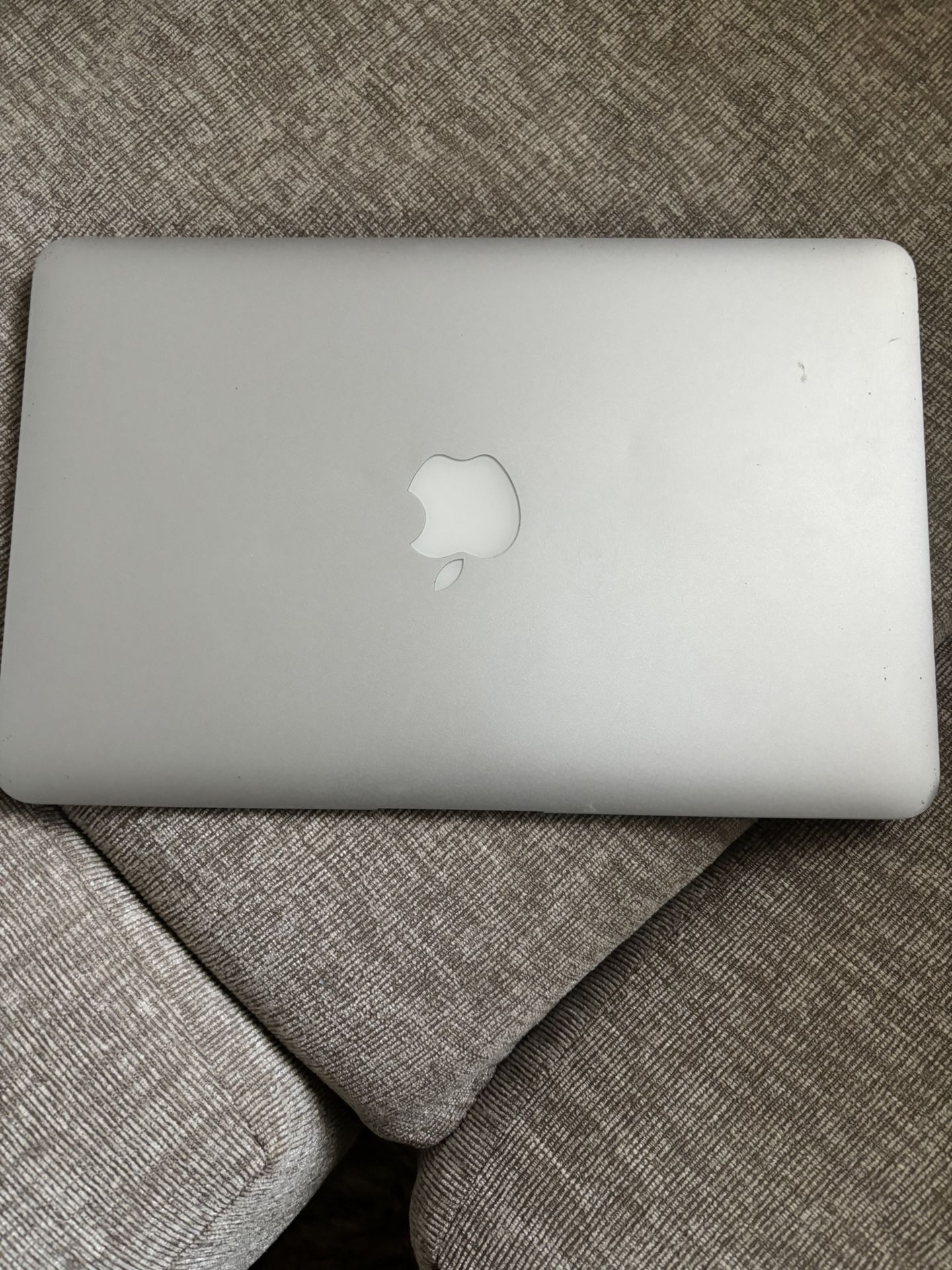 Apple MacBook Air
