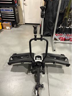 Thule Hitch mount bike rack