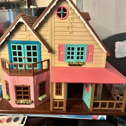 Doll House 