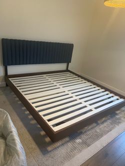 Article king Bed + Headboard