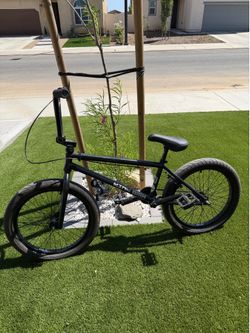 Kink BMX bike