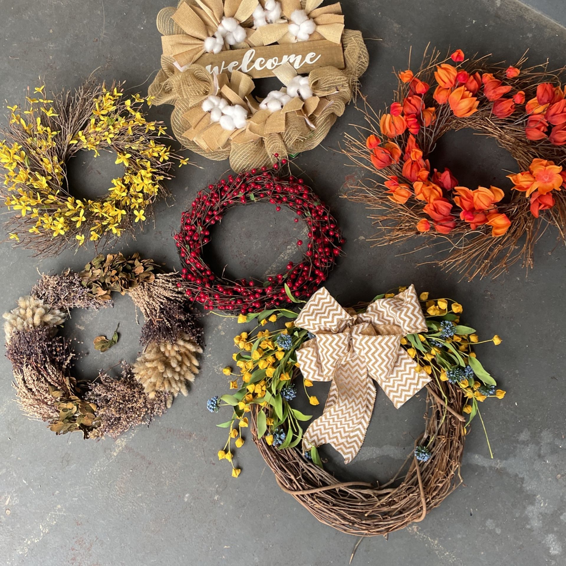 Wreaths (Group Of 6)
