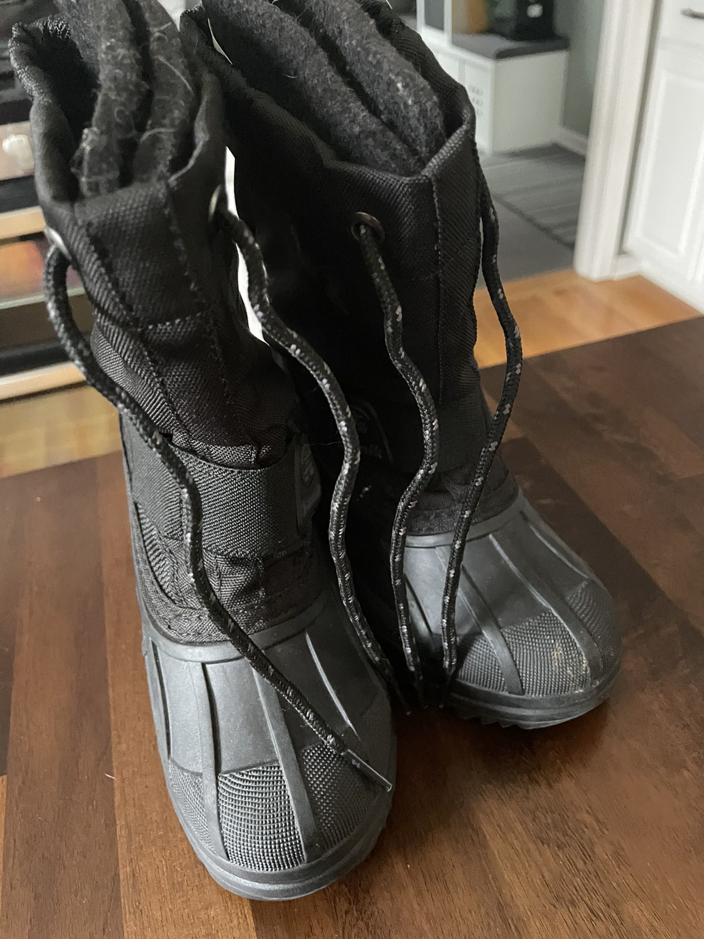 Boys Snow Boots Size 11