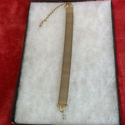 Vintage Gold Mesh Choker Necklace – Elegant Statement Piece 