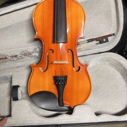 New 4/4 violin 
