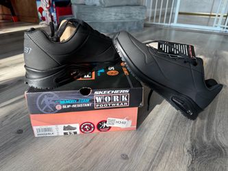 Men’s Sketchers Work Wear size 13