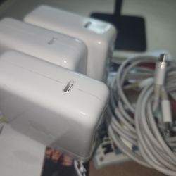Macbook USBC 61 Watt adapter