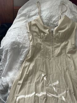 Crème long dress