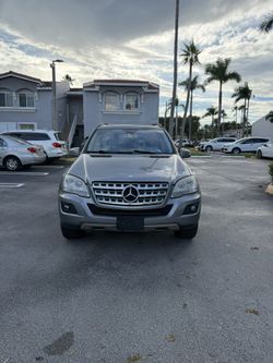 mercedes ml (contact info removed)