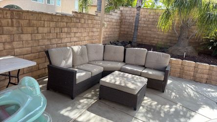 Hampton Bay outdoor sectional
