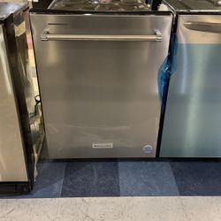 KitchenAid Stainless Steel Dishwasher‼️‼️