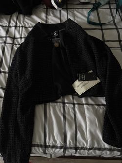 Black blazer with silver sparkles, cropped fit #glam #partywear