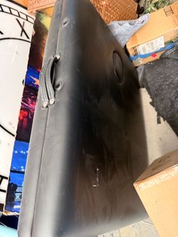 Massage table