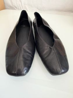 Jeffrey Campbell Fathom Leather Flats. size 7