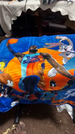 Space jaw cover for pillow for 2.00 space jam