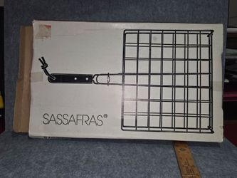 Sassafras Grill Basket with Handle