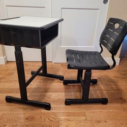Students Desk And Chair 