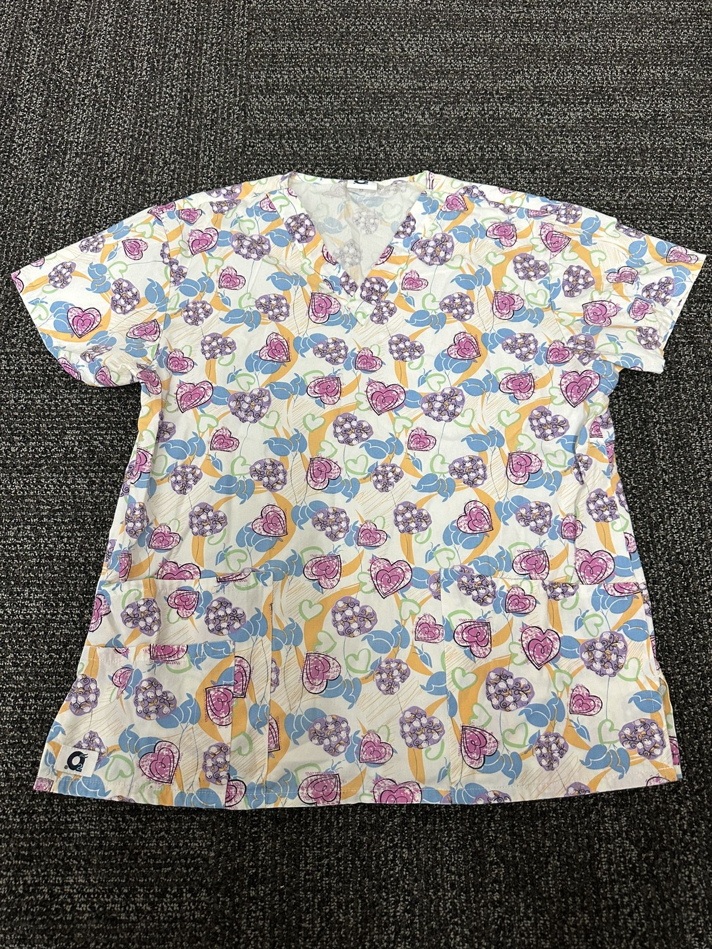scrubs Tops women s, O2 With Pockets,Hearts And Flowers