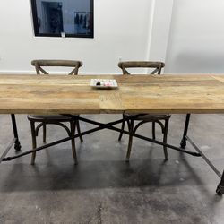 Restoration Hardware Dinning Table 