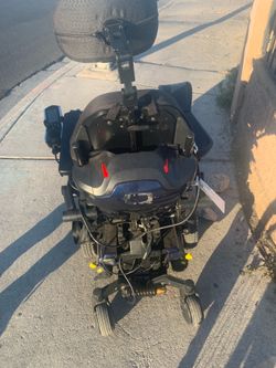 pride mobility quantum q6 wheel chair