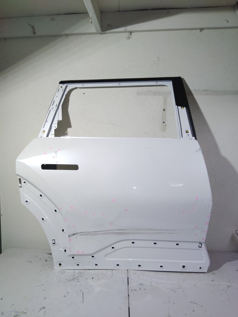 2024 2025 KIA EV9 REAR RIGHT DOOR 