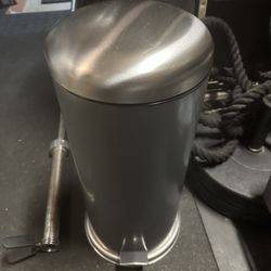 IKEA 8 Gallon Trash Can