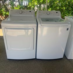 WHITE LG WASHER AND GAS DRYER / PERFECT CONDITION 