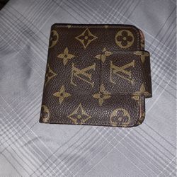 LOUIS VUITTON WALLET