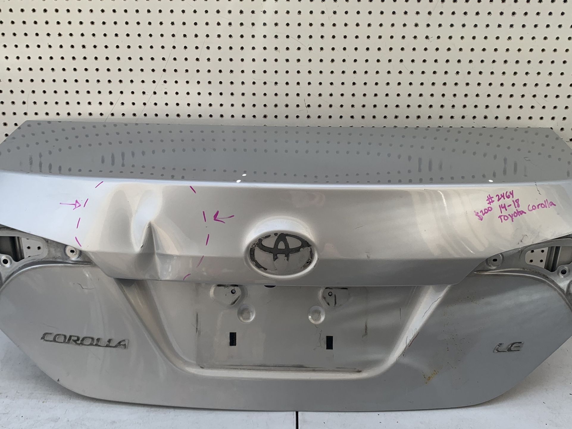 2014 2015 2016 2017 2018 Toyota Corolla trunk lid