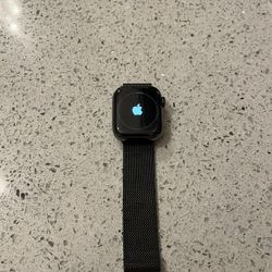 Apple Watch Series 7 [GPS + Cellular 45mm] 