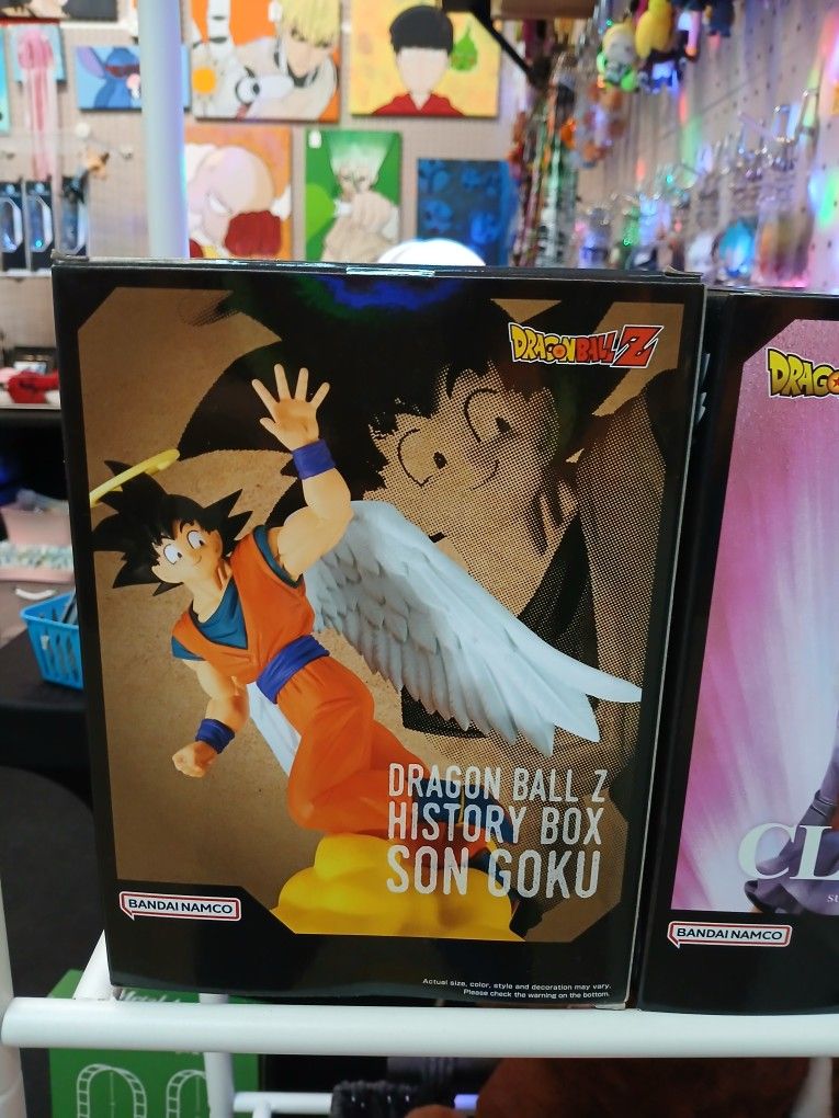 Goku Figure