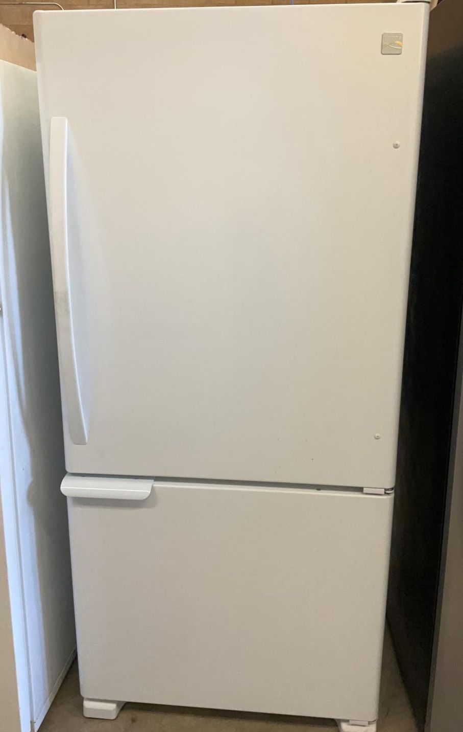 Kenmore Bottom Freezer  White Refrigerator
