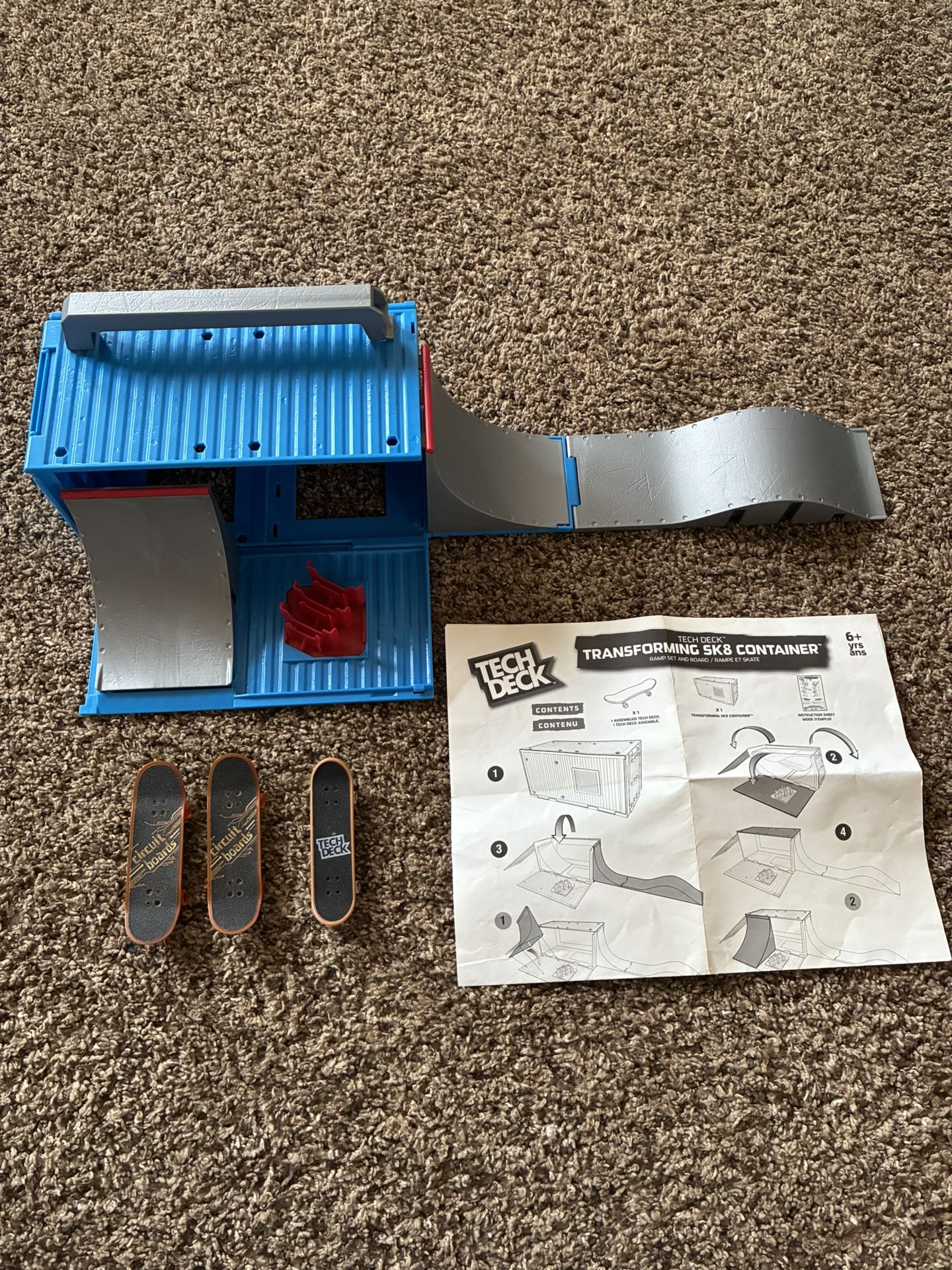 Tech Deck Transforming S8 Container & 3 Fingerboards